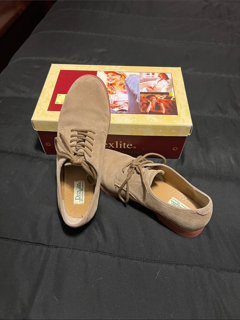 Wonen’s Suede Lace-Up Oxfords in Tan